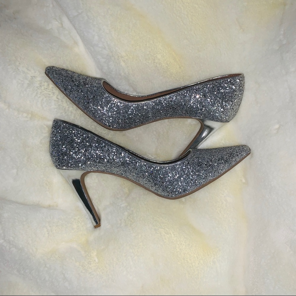 Christian Siriano Silver Glitter Heels Size 9
